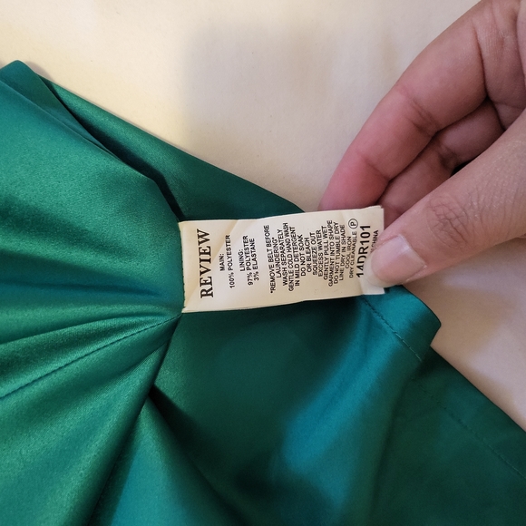 Review Dress - Picture 5 of 9